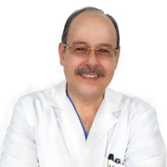 Dr. Estuardo Behrens